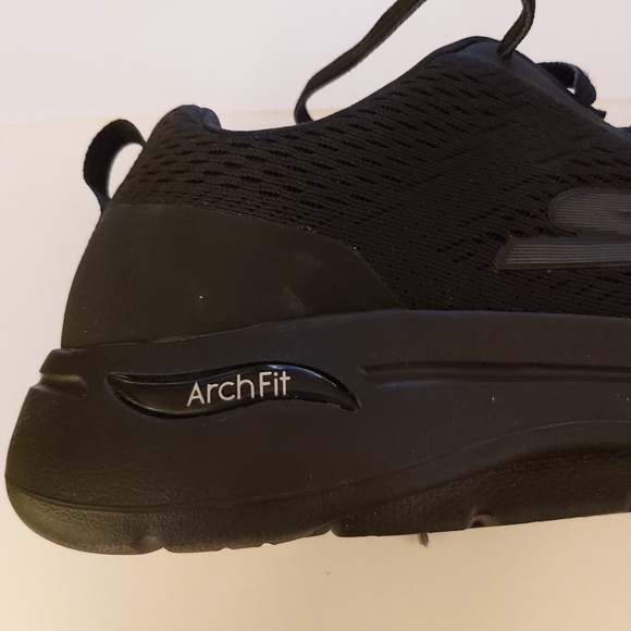 Skechers Men's Gowalk Arch Fit-Athletic Workout Walking Shoe - Picture 10 of 16